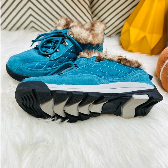 Lands’ End Blue Ankle Winter Boots with Faux fur Size7.5B - Picture 5 of 10